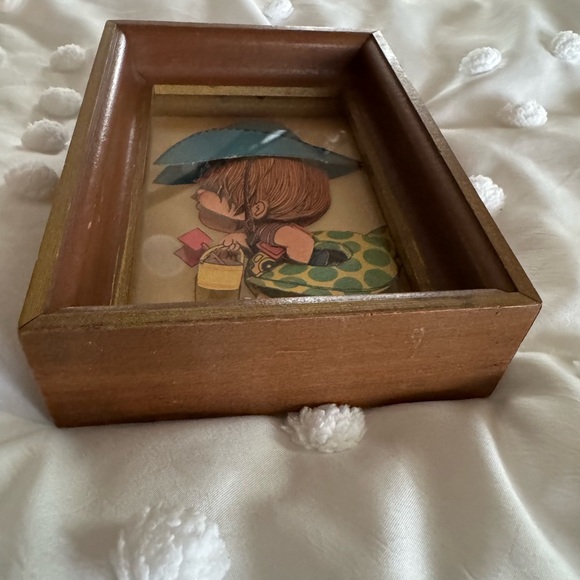 Vintage 3D Paper Art - Picture 5 of 9